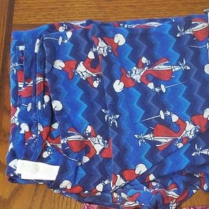Disney TC captain Hook Lularoe Leggings